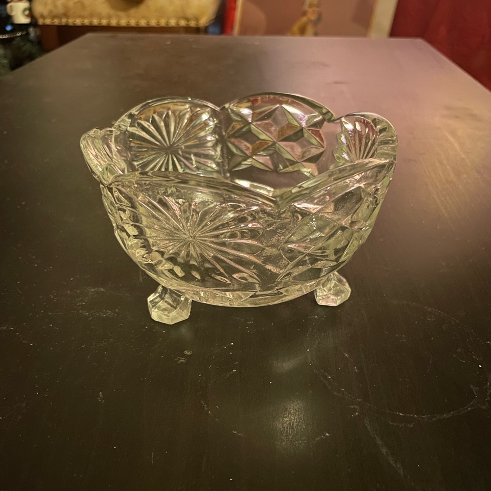 Beautiful Glass Candy/Vegetable dish